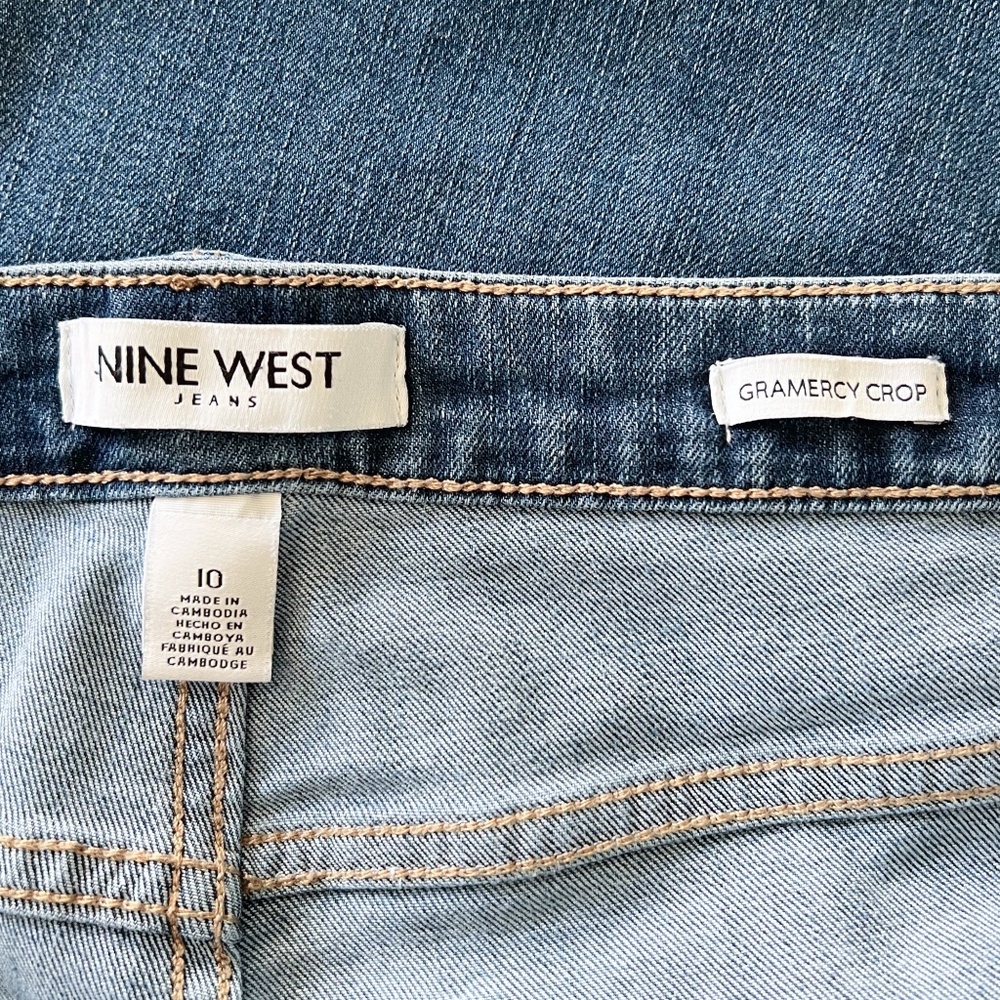 Nine West Dark Wash Gramercy Crop Jeans - Picture 3 of 4